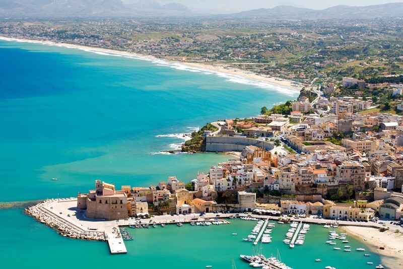 Популярні морські курорти Італії